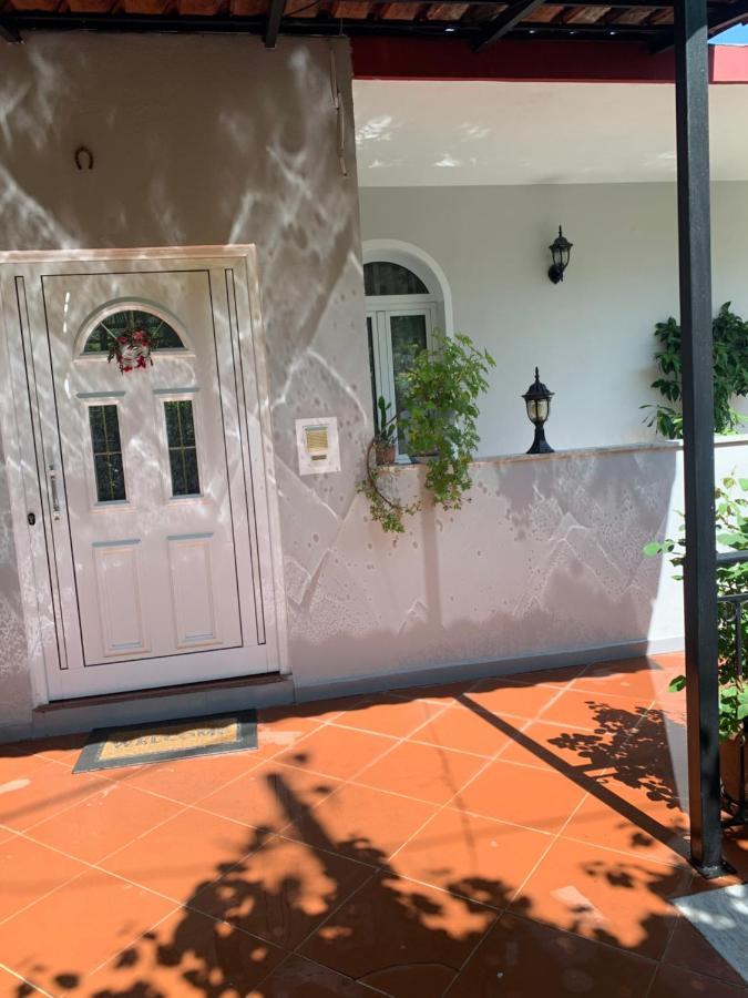 Christina'S House With 2 Bedrooms And Free Parking Gjirokaster Exterior photo