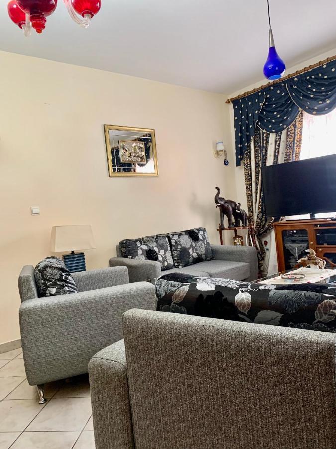 Christina'S House With 2 Bedrooms And Free Parking Gjirokaster Exterior photo